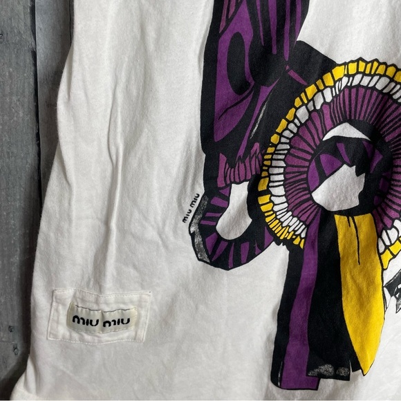 Miu miu graphic tshirt white purple yellow ribbon print women’s size small - Picture 4 of 4